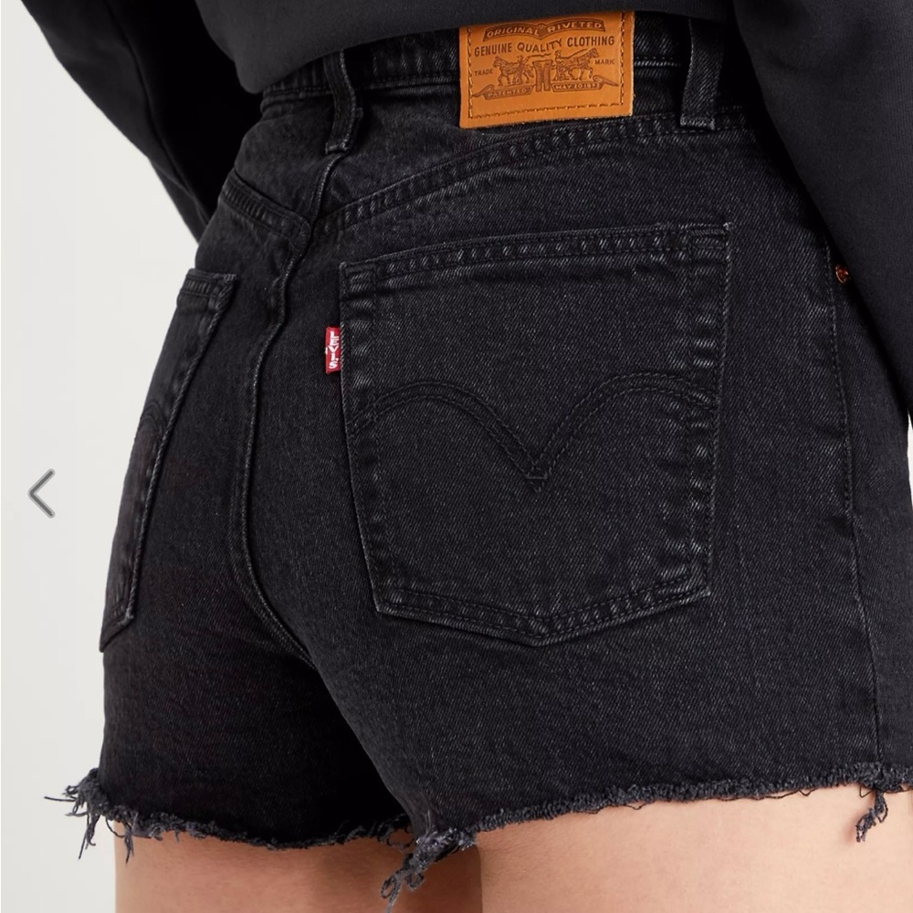 Levi's Ribcage Black Jean Shorts - Picture 2 of 6